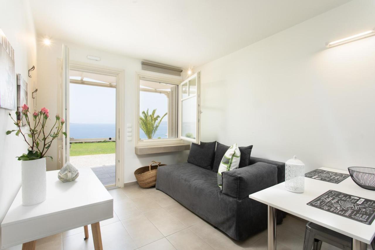 Villa Itis - Elegant Ground Floor Suite With Terrace & Great View Neapoli Voion Exterior foto